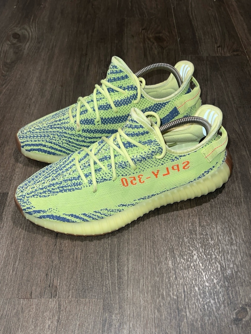 Yeezy Boost 350 V2 Men’s Sneakers in Semi Frozen Yellow
